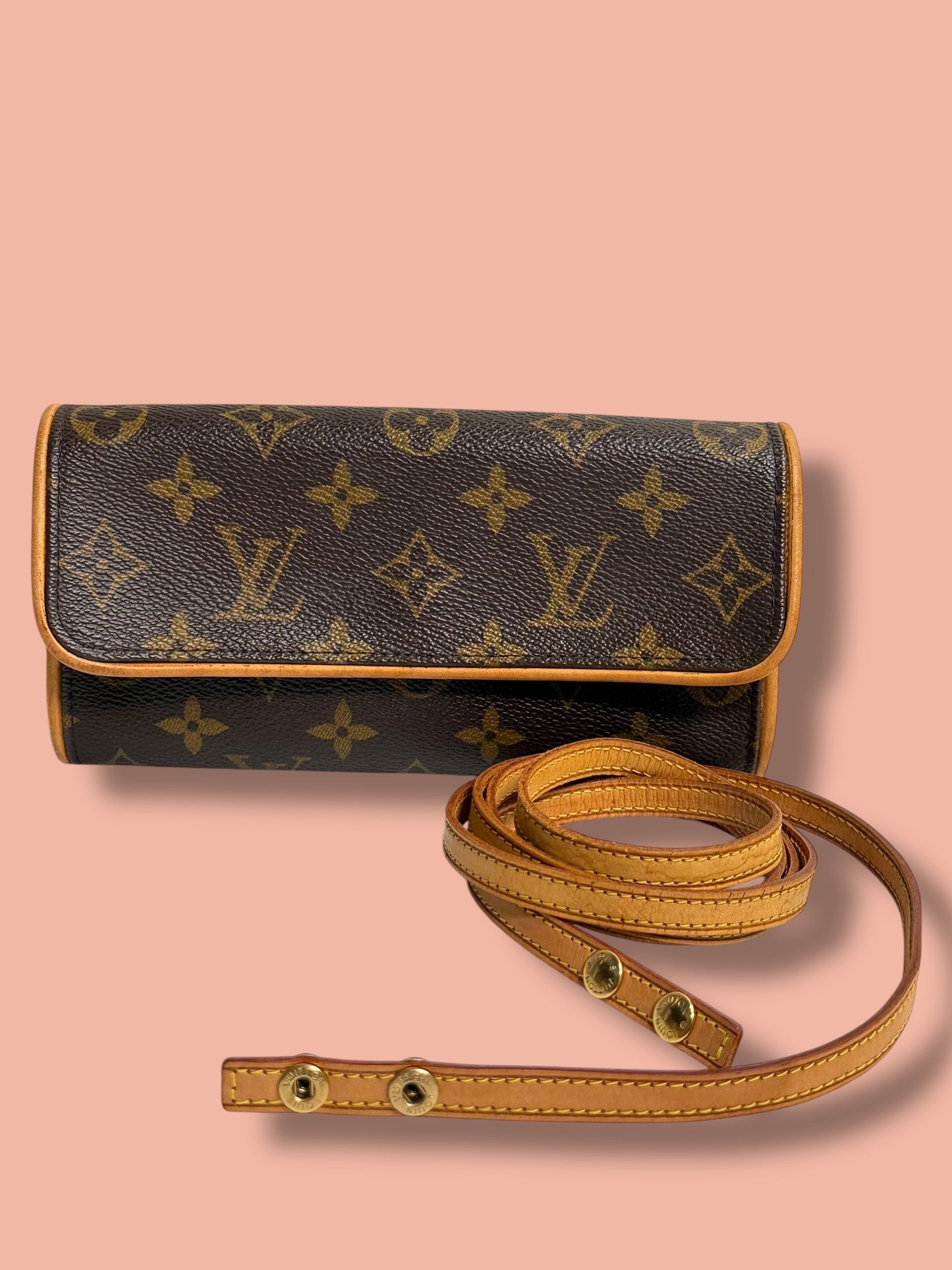 B136 LOUIS VUITTON Monogram Twin Pochette MM with Strap CA1919