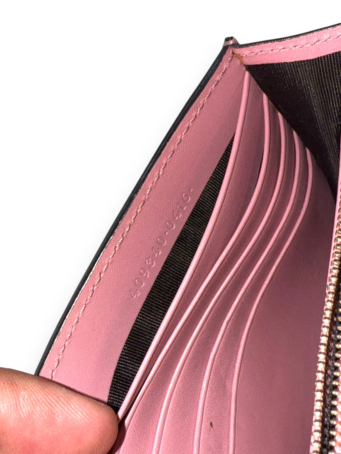 Gucci Pink GG Sima Leather Interlock Wallet on Chain with Gold Hardware