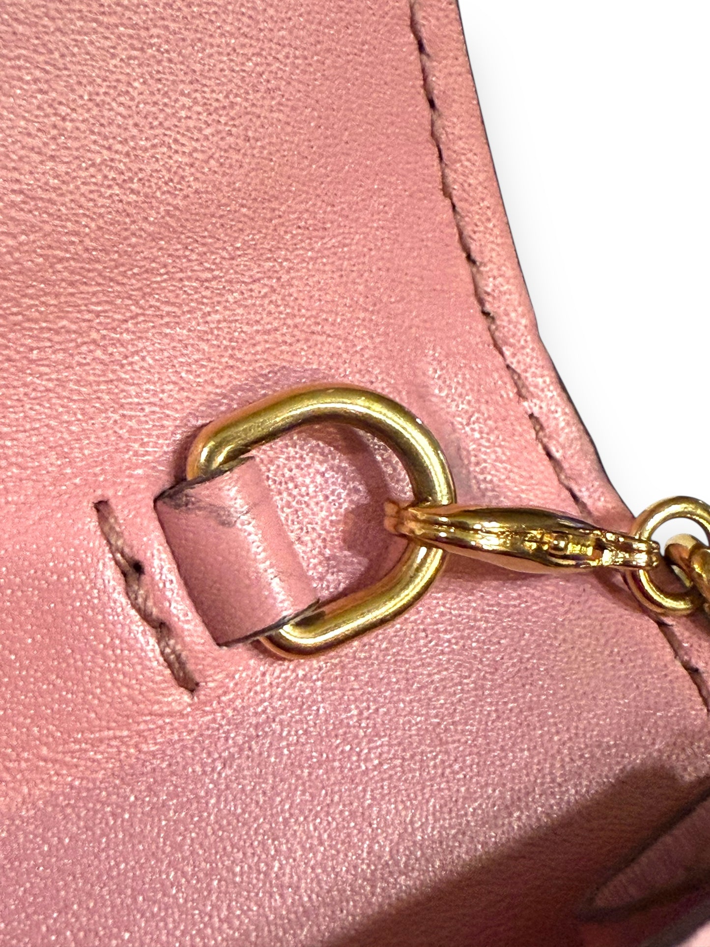 Gucci Pink GG Sima Leather Interlock Wallet on Chain with Gold Hardware
