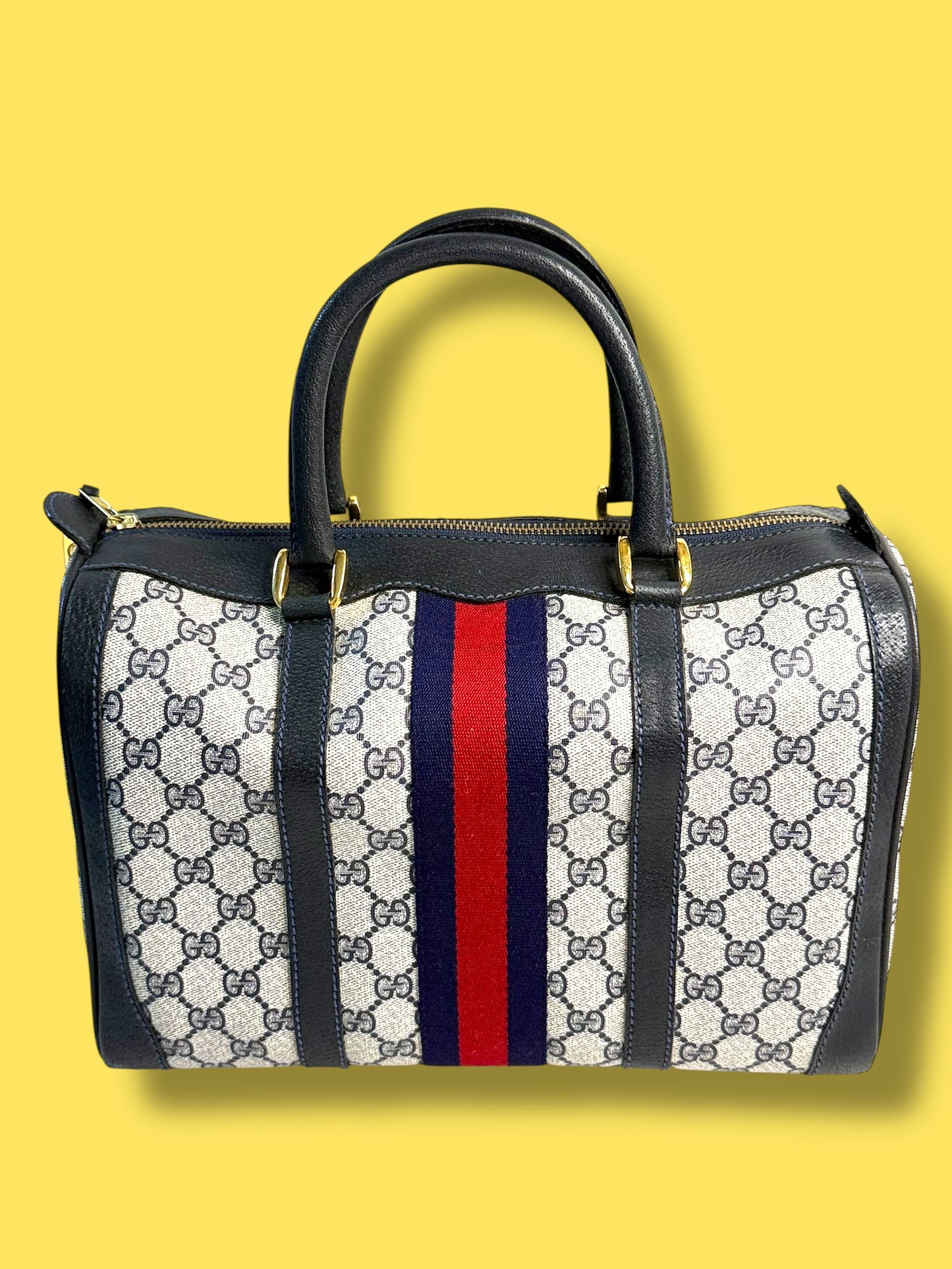 TBC182 GUCCI Navy GG Supreme Boston Bag 32