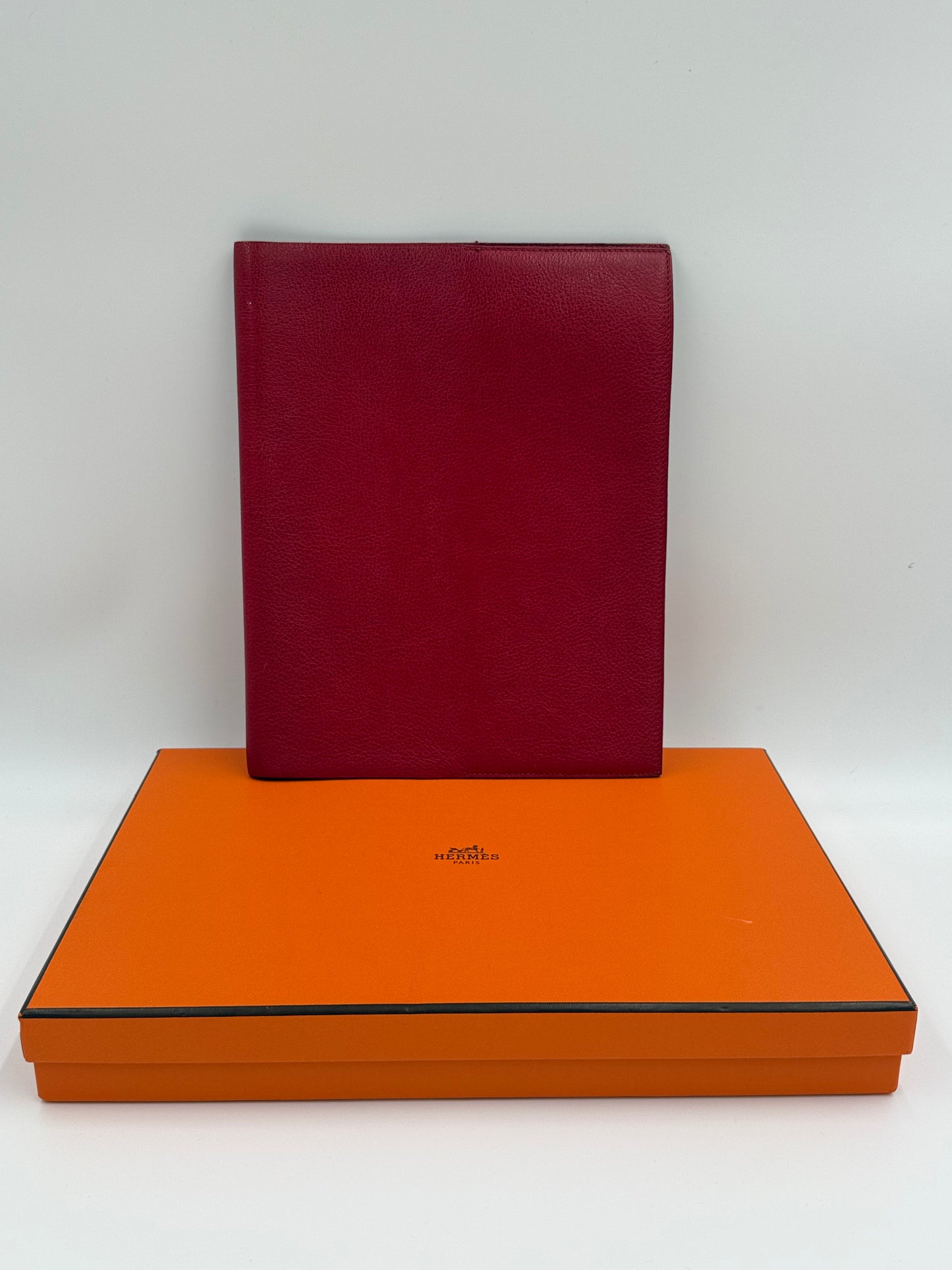 T342 HERMES Vintage Rouge Chevre Large Desk Agenda
