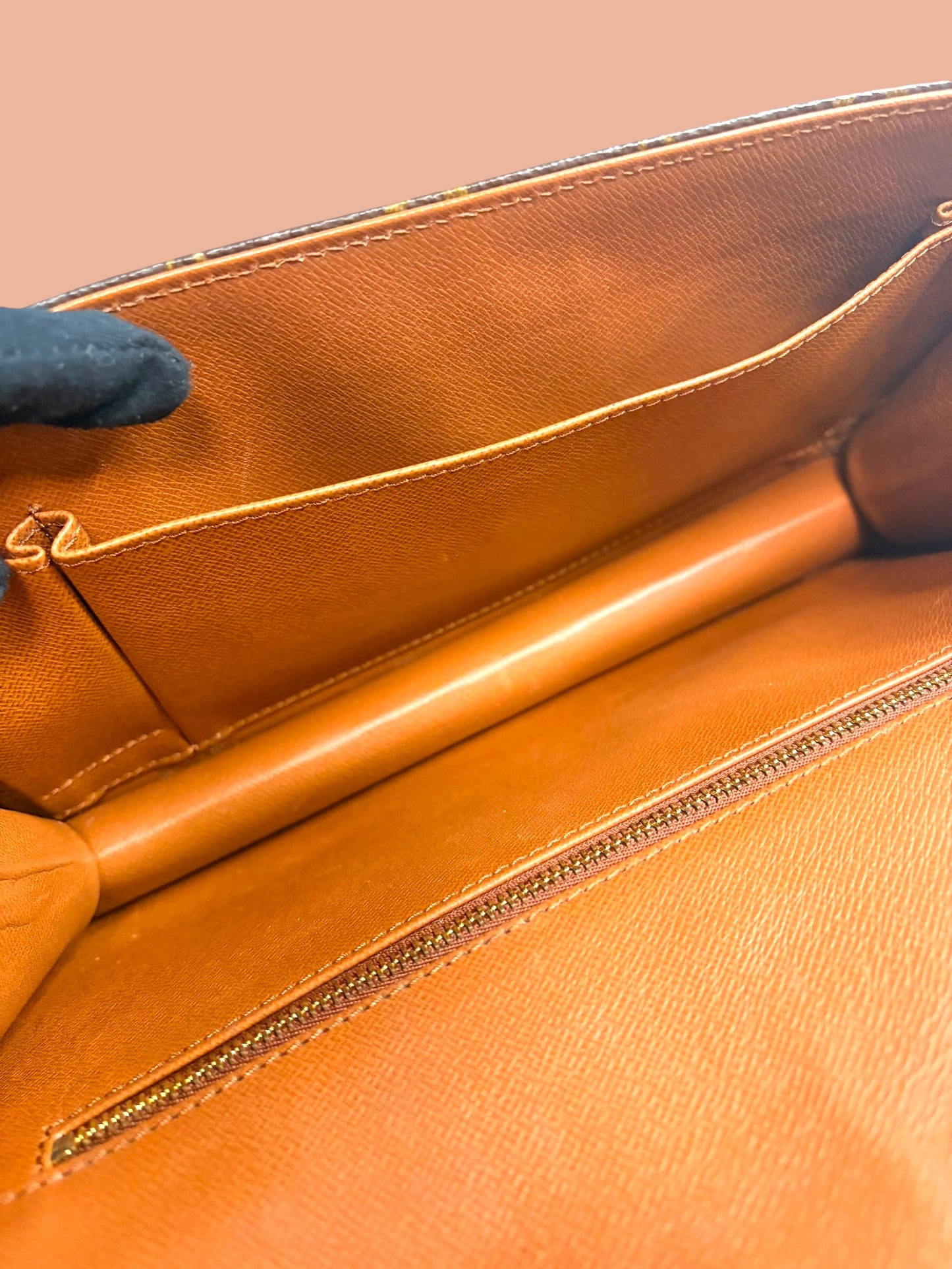 TBC151 LOUIS VUITTON 1988 Monogram Pochette Damme 29 884 TH
