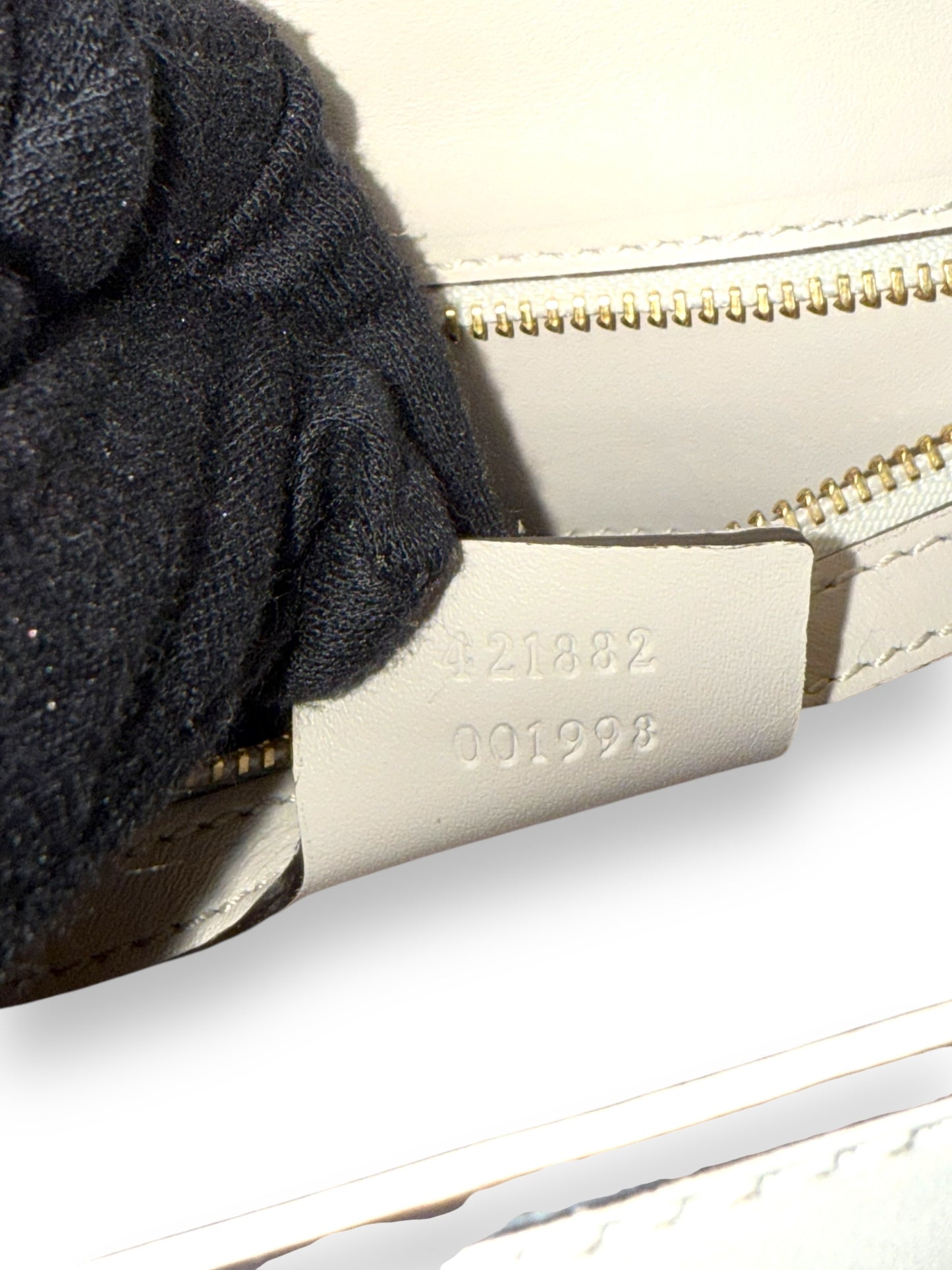 GUCCI White Sylvie Calfskin Embroidered Flower Shoulder Bag