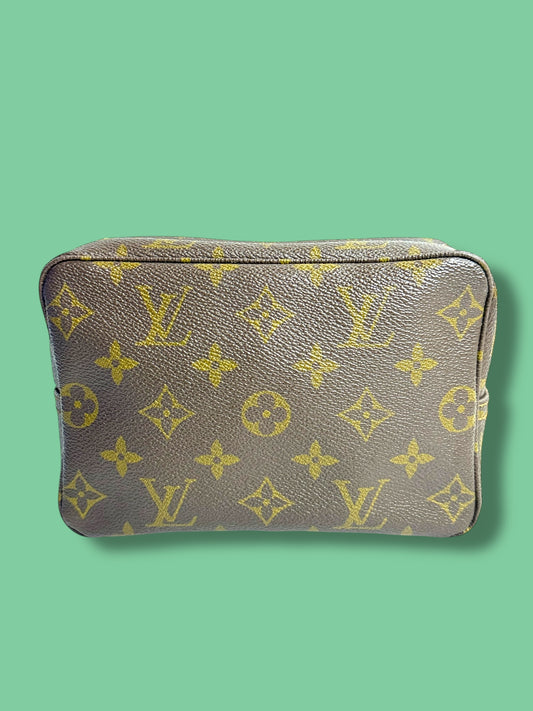 RARE SIZE 18 B53 LOUIS VUITTON Vintage Monogram Trousse 18 Pre-Date Code
