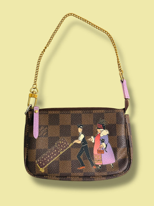 LTD Ed** TBC133 LOUIS VUITTON 2011 Damier Ebene Illustre Mini Pochette Accessories DU2161