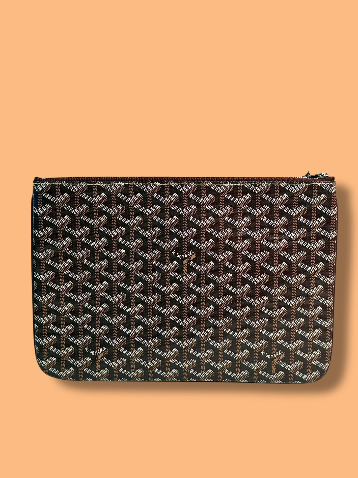 $1100++ TBC279 GOYARD Burgundy Goyardine Sennat Pouch