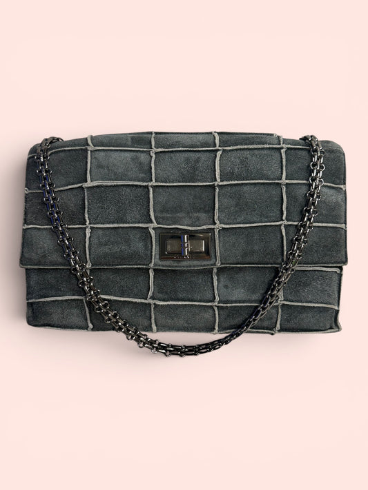TBC107 CHANEL 2.55 Suede Gray Chocolate Bar Shoulder Bag Ruthenium HW Series 5 1997-1999